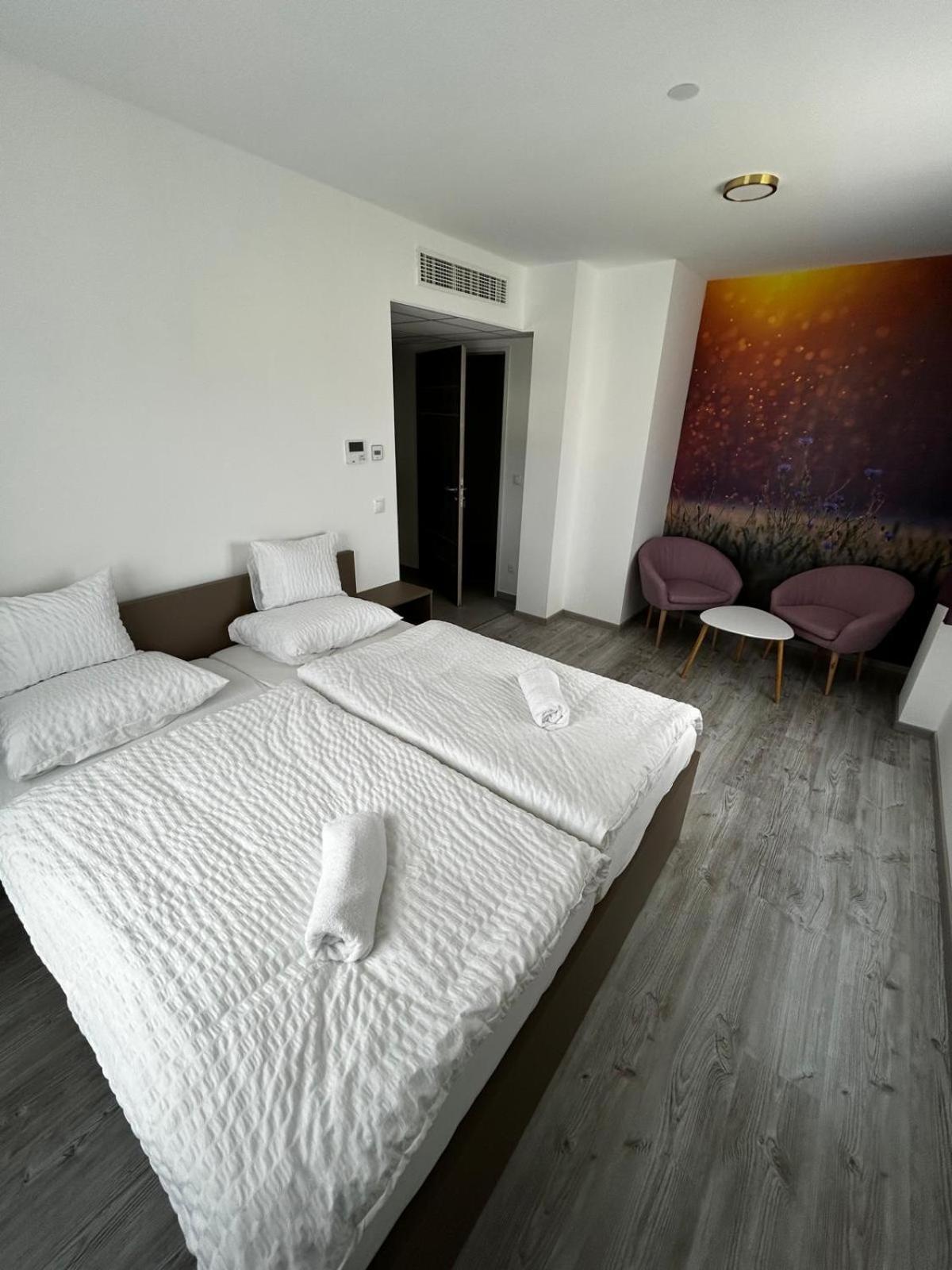 Potkerek Motel Győr Eksteriør bilde